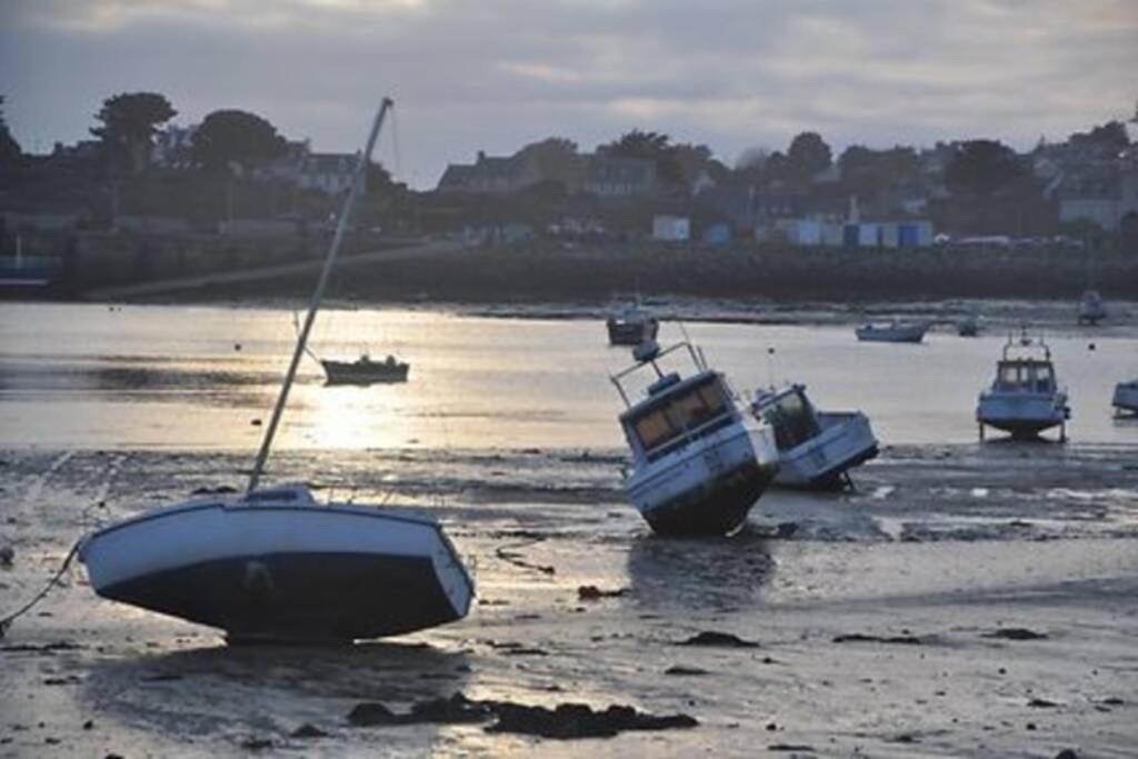 Kermaravel, Le Petit Manoir En Bord De Mer. Saint-Pol-de-Léon Esterno foto